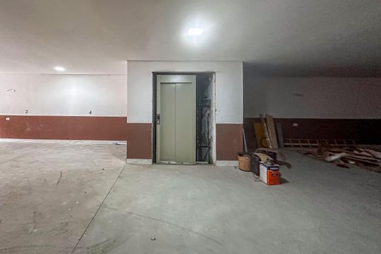 ELevador de apartamento à venda com 2 quartos, 84m² em Vila Linda, Santo André