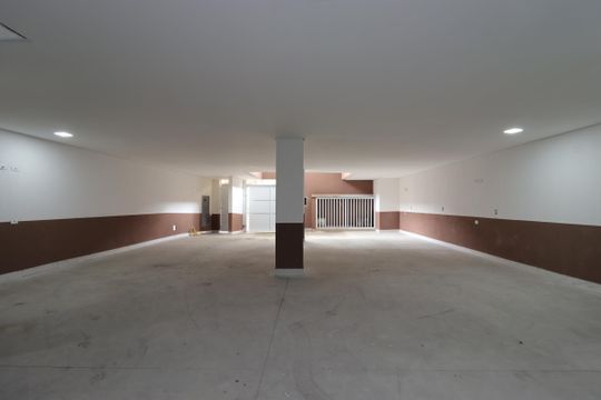 Garagem de apartamento à venda com 2 quartos, 84m² em Vila Linda, Santo André