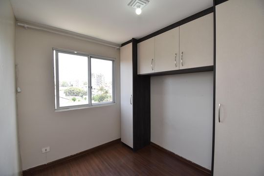 Quarto de apartamento para alugar com 2 quartos, 48m² em Cruzeiro, São José dos Pinhais