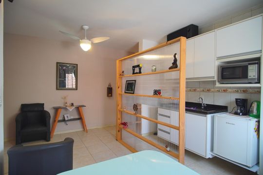 Cozinha de apartamento para alugar com 1 quarto, 42m² em Vila Nova, Novo Hamburgo