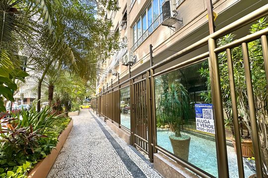 Apartamento à venda com 3 quartos, 170m² em Copacabana, Rio de Janeiro