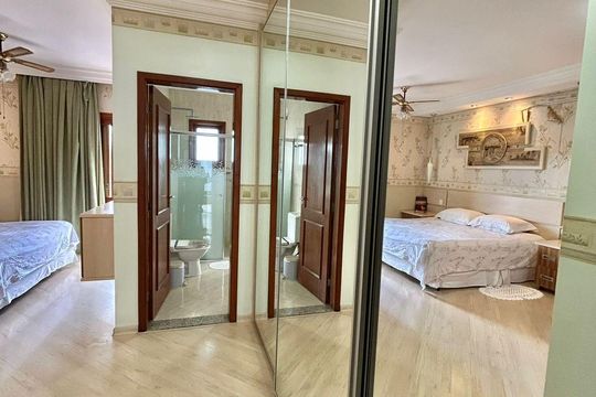 Casa para alugar com 4 quartos, 253m² em Jardim Virginia Bianca, São Paulo