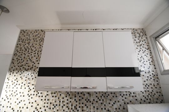 Cozinha de kitnet/studio à venda com 1 quarto, 44m² em Cambuí, Campinas