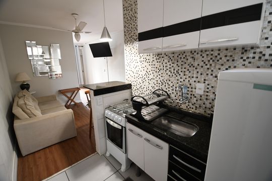 Cozinha de kitnet/studio à venda com 1 quarto, 44m² em Cambuí, Campinas