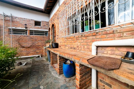 Quintal de casa à venda com 3 quartos, 1148m² em Santa Lúcia, Belo Horizonte