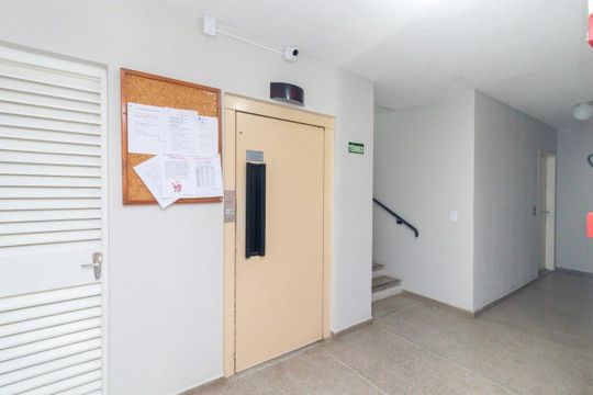 Apartamento à venda com 2 quartos, 65m² em Santo Antônio, Porto Alegre