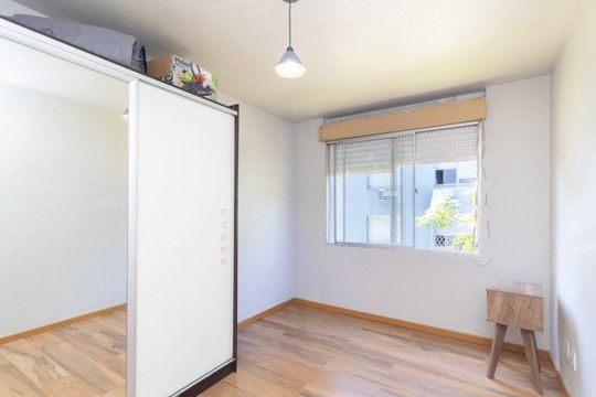 Apartamento à venda com 2 quartos, 65m² em Santo Antônio, Porto Alegre
