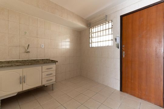 Cozinha  de apartamento à venda com 1 quarto, 34m² em Aclimação, São Paulo