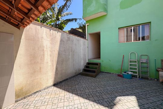 Quintal casa 2 de casa à venda com 4 quartos, 230m² em Vila Guarani, Santo André