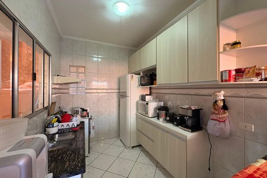 Cozinha casa 2 de casa à venda com 4 quartos, 230m² em Vila Guarani, Santo André