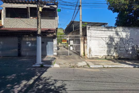 Fachada de casa para alugar com 3 quartos, 140m² em Fonseca, Niterói
