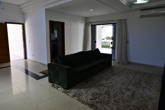 Casa de Condomínio para alugar com 3 quartos, 400m² em Residencial Granville, Goiânia