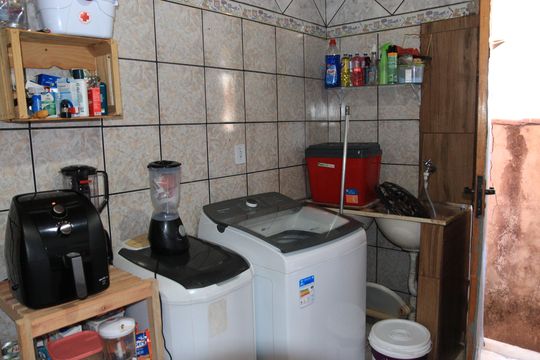 Cozinha de casa para alugar com 2 quartos, 450m² em Setor Candida de Morais, Goiânia