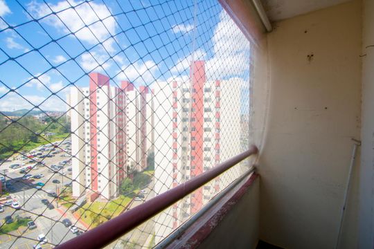 Varanda da sala de apartamento à venda com 2 quartos, 49m² em Jardim do Estádio, Santo André