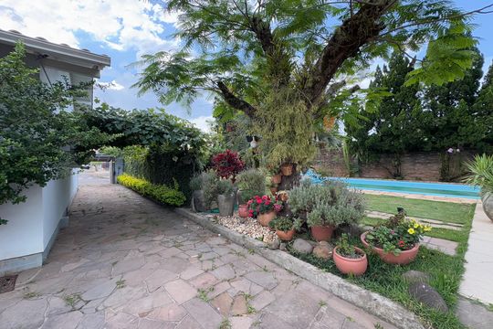 Casa à venda com 3 quartos, 120m² em Scharlau, São Leopoldo