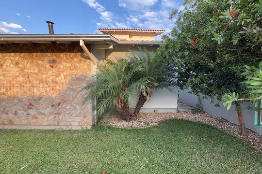 Casa à venda com 3 quartos, 120m² em Scharlau, São Leopoldo