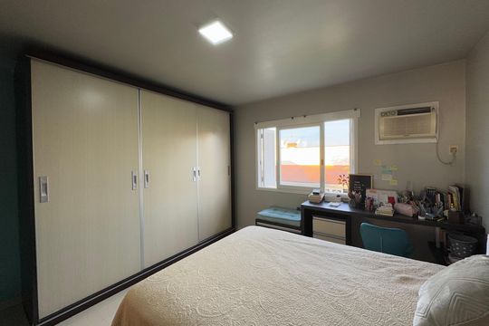 Casa à venda com 3 quartos, 120m² em Scharlau, São Leopoldo
