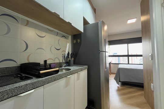 Cozinha de kitnet/studio para alugar com 1 quarto, 18m² em Vila Clementino, São Paulo