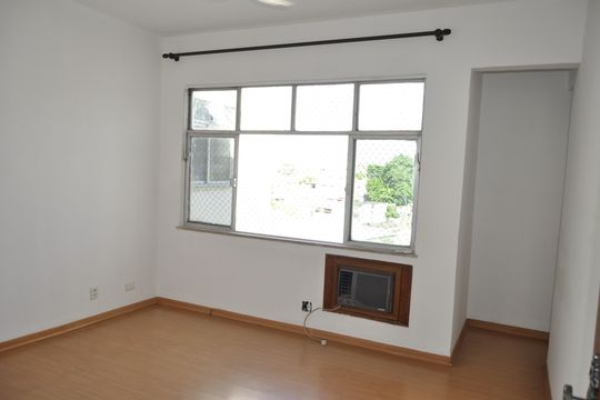 Apartamento para alugar com 2 quartos, 65m² em Quintino Bocaiúva, Rio de Janeiro