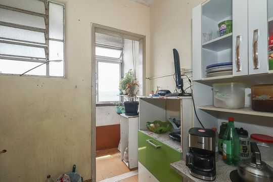 Cozinha de apartamento à venda com 1 quarto, 57m² em Rubem Berta, Porto Alegre