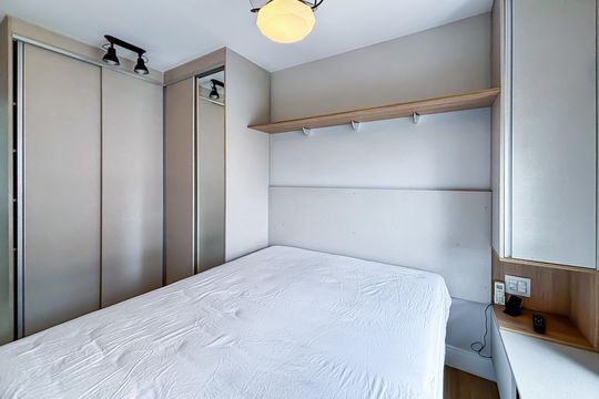 Suíte de apartamento para alugar com 2 quartos, 74m² em Pinheiros, São Paulo