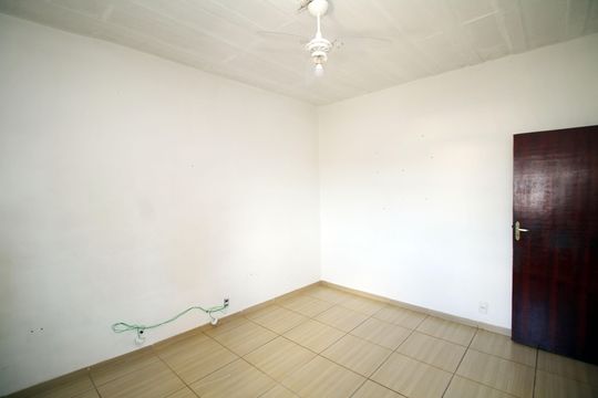Quarto 1- suíte de casa à venda com 3 quartos, 100m² em Vigário Geral, Rio de Janeiro