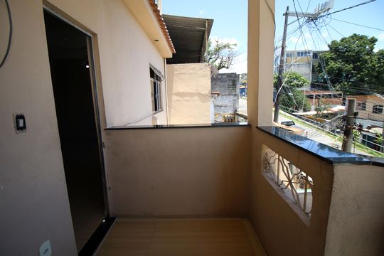 Varanda de casa à venda com 3 quartos, 100m² em Vigário Geral, Rio de Janeiro