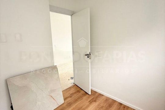 Apartamento à venda com 2 quartos, 38m² em Jurubatuba, São Paulo