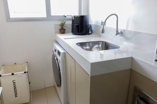Lavanderia de apartamento à venda com 3 quartos, 65m² em Jaguaré, Osasco