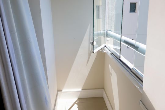Sacada de apartamento à venda com 3 quartos, 65m² em Jaguaré, Osasco