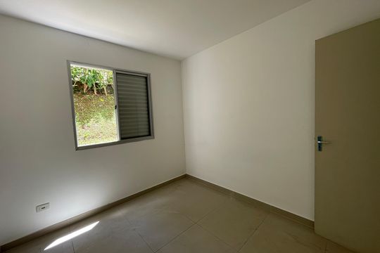 Quarto 01 de apartamento para alugar com 2 quartos, 54m² em Caiapia, Cotia