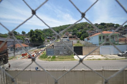 Vista do de apartamento para alugar com 2 quartos, 40m² em Cascadura, Rio de Janeiro