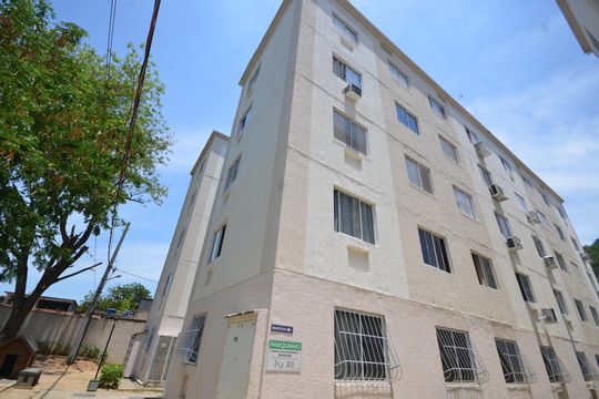 Fachada de apartamento para alugar com 2 quartos, 40m² em Cascadura, Rio de Janeiro