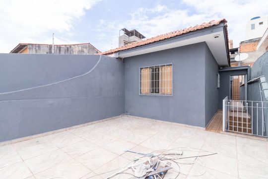 Varanda de casa à venda com 2 quartos, 125m² em Parque Cisper, São Paulo