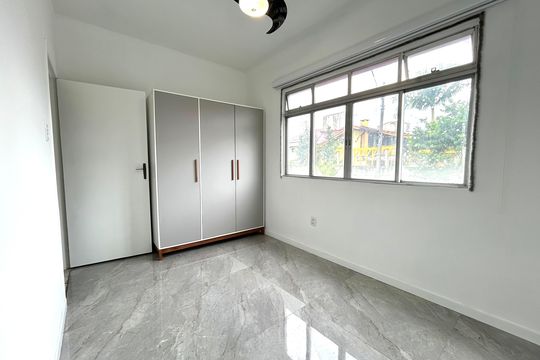 Quarto  de apartamento para alugar com 2 quartos, 86m² em Trindade, Florianópolis