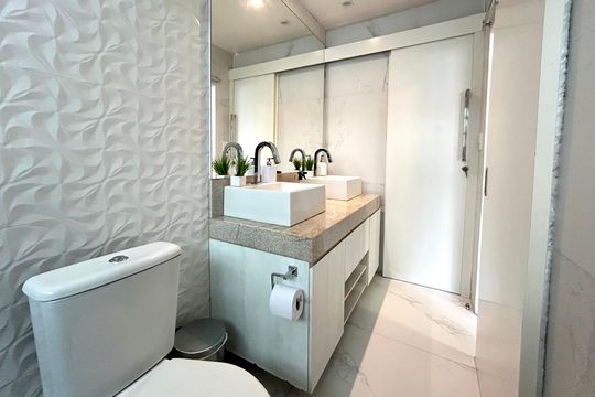Banheiro  de apartamento para alugar com 2 quartos, 86m² em Trindade, Florianópolis