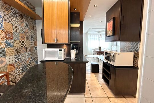 Cozinha de apartamento para alugar com 2 quartos, 86m² em Trindade, Florianópolis