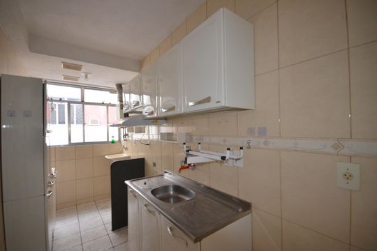 Cozinha de apartamento para alugar com 2 quartos, 52m² em Campinho, Rio de Janeiro