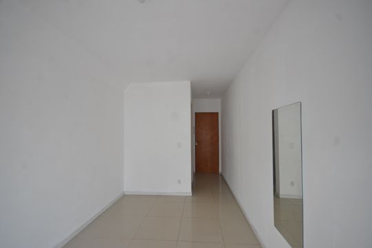 Sala de apartamento para alugar com 2 quartos, 52m² em Campinho, Rio de Janeiro