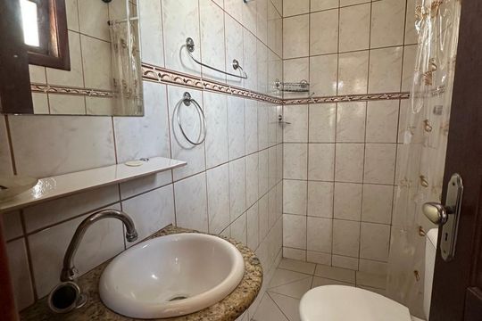 Casa à venda com 5 quartos, 300m² em Jaraguá, Belo Horizonte