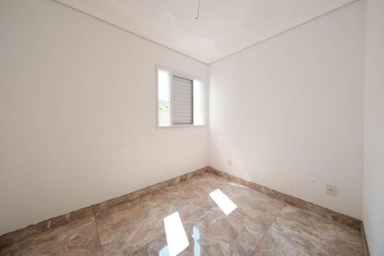 Quarto 1 de apartamento para alugar com 2 quartos, 45m² em Vila Guilhermina, São Paulo