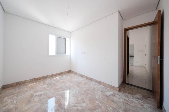 Quarto 2 de apartamento para alugar com 2 quartos, 45m² em Vila Guilhermina, São Paulo