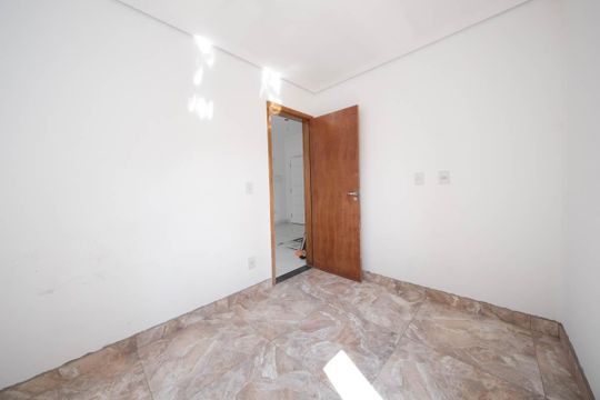 Quarto 1 de apartamento para alugar com 2 quartos, 45m² em Vila Guilhermina, São Paulo
