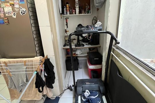 Área de serviço de apartamento à venda com 1 quarto, 68m² em São Geraldo, Porto Alegre