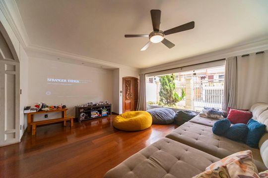 Casa para alugar com 4 quartos, 540m² em Vila Alice, Santo André