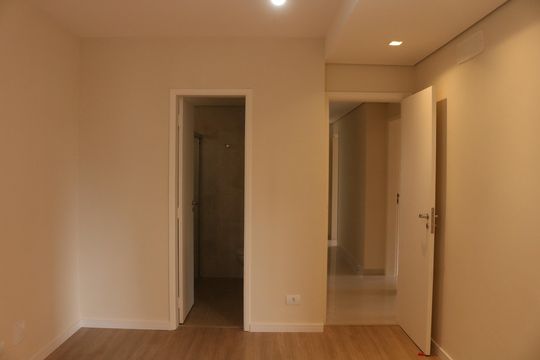 Suíte de apartamento à venda com 4 quartos, 139m² em Perdizes, São Paulo