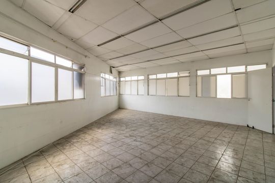 Casa para alugar com 1 quarto, 350m² em Jardim Cocaia, Guarulhos