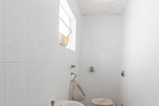 Banheiro de casa para alugar com 1 quarto, 350m² em Jardim Cocaia, Guarulhos