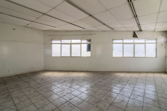 Sala / Quarto  de casa para alugar com 1 quarto, 350m² em Jardim Cocaia, Guarulhos