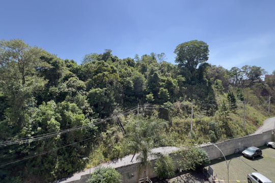 Vista do Quarto 2 de apartamento para alugar com 2 quartos, 83m² em Jardim Sao Domingos, Guarulhos